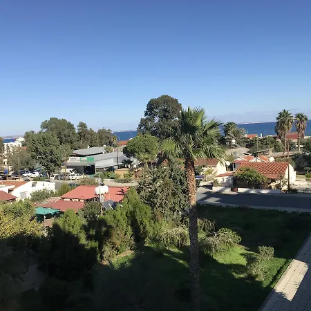 Tsimintia Apt 38 * Larnaca