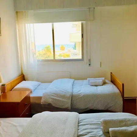 Tsimintia Apt 38 *